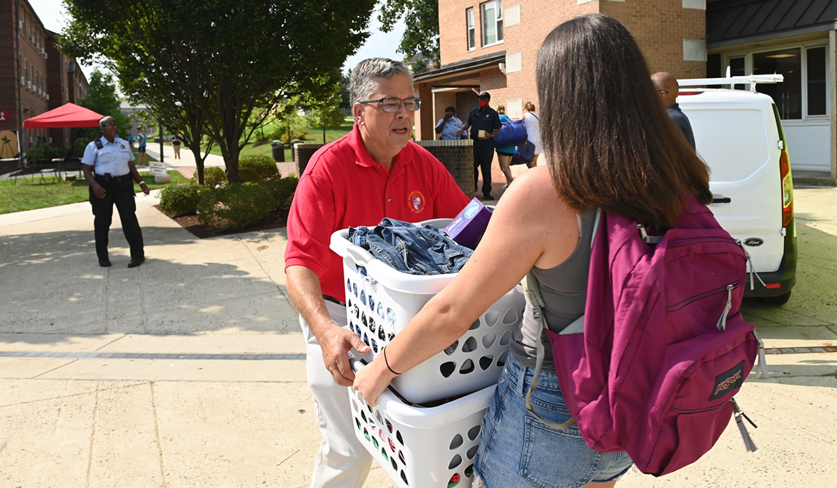 New students, including members of the Class of 2027 and transfer students, will be welcomed with an orientation program aimed at ensuring a smooth start to their academic journey.