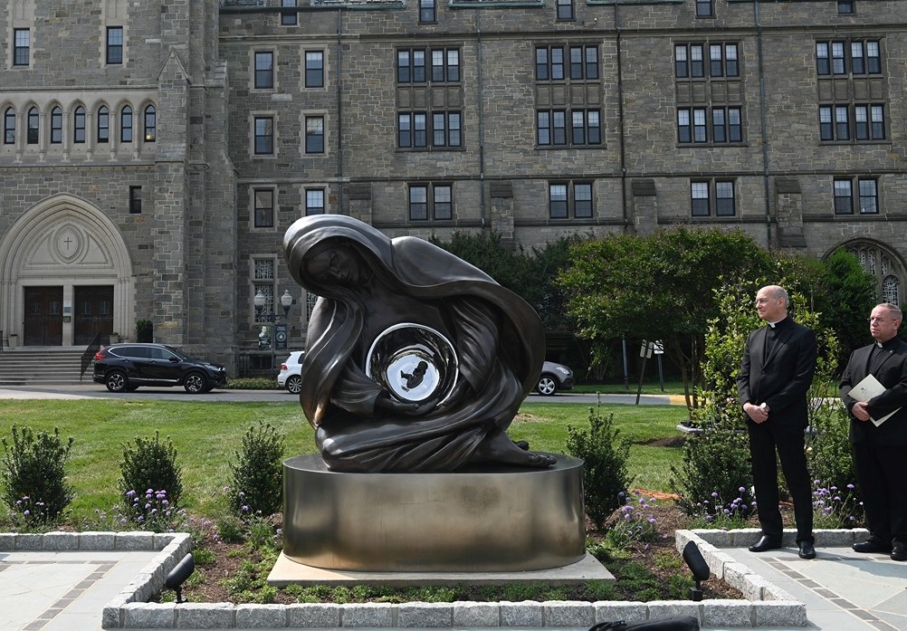 Timothy Schmalz’s new sculpture honoring life